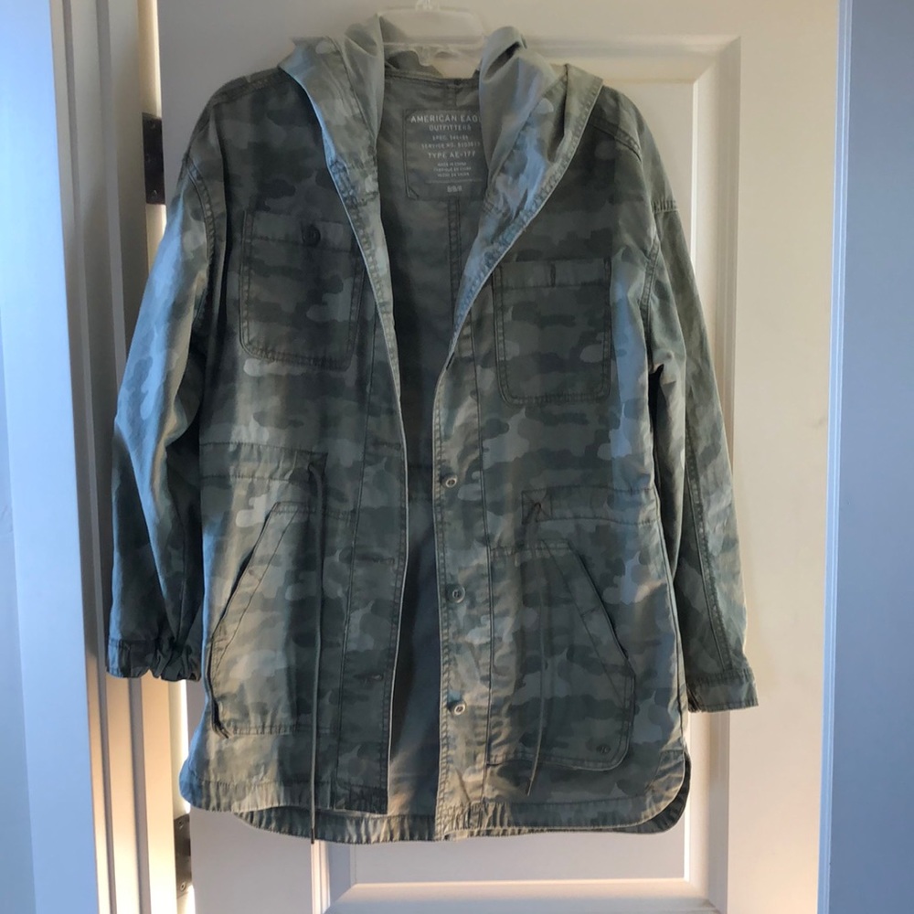 American Eagle camo jacket size small